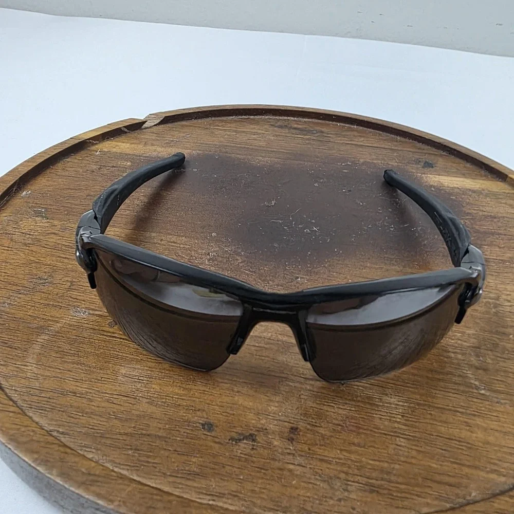 Oakley Flak 2.0 Sunglasses Mens One Size Black Gray Tinted Wrap Sport Frame